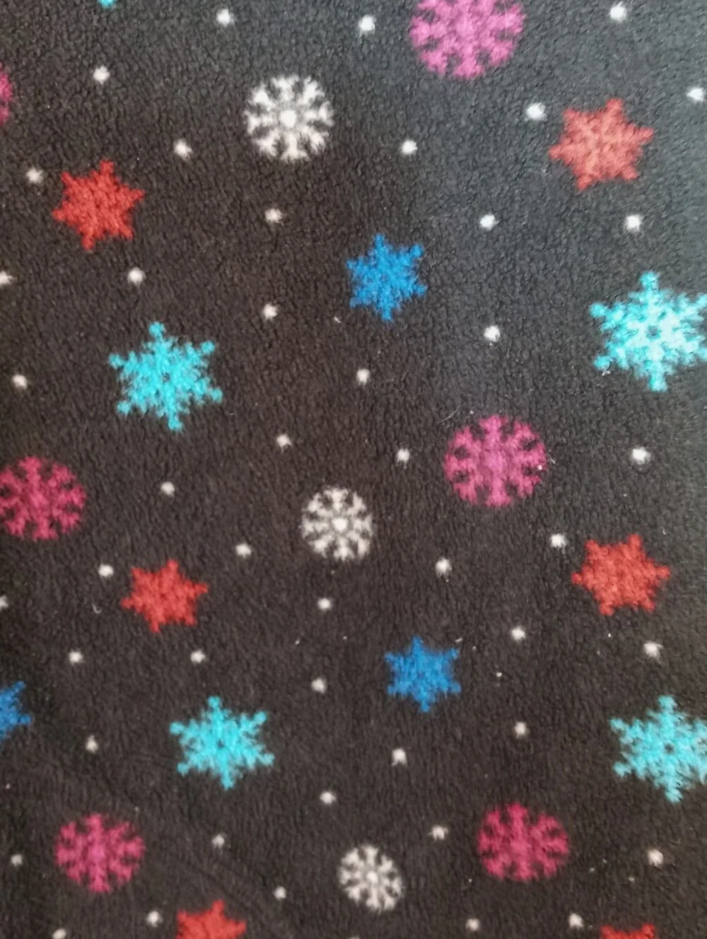 Mountain Peak Small Colorful Snowflake Long Sleeve nightgown